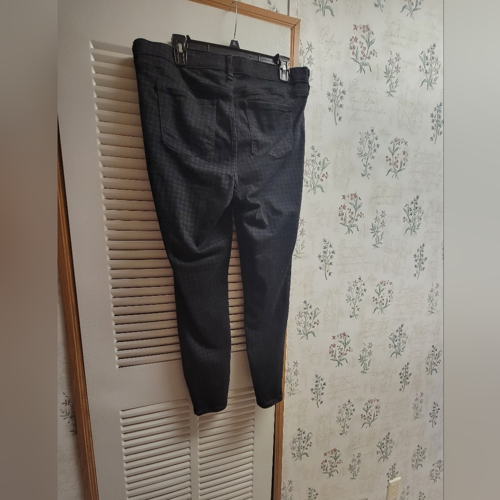Torrid pants
